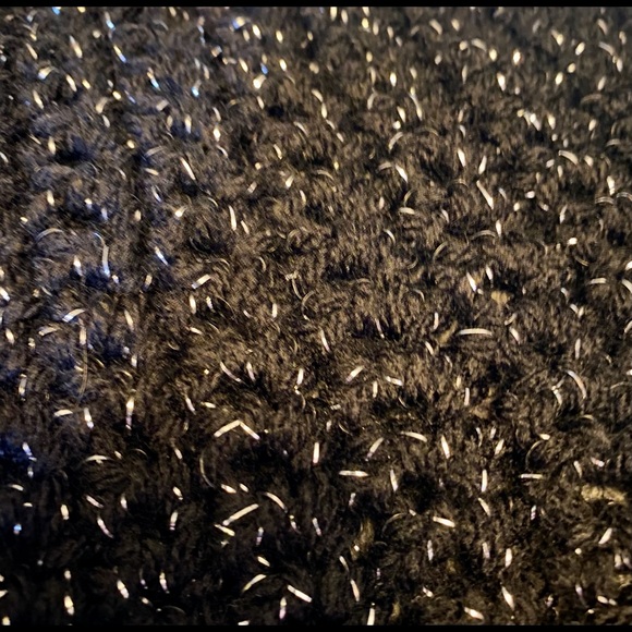 Oversized Infinity Scarf - Picture 7 of 9